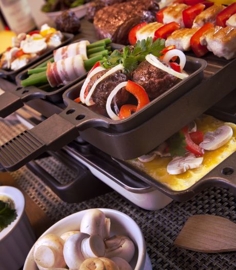 Schrobben en boenen niet nodig: zo krijg je je gourmetstel in een wip schoon vóór kerst